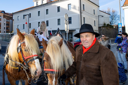 praznični sejem in prihod dedka mraza (60)